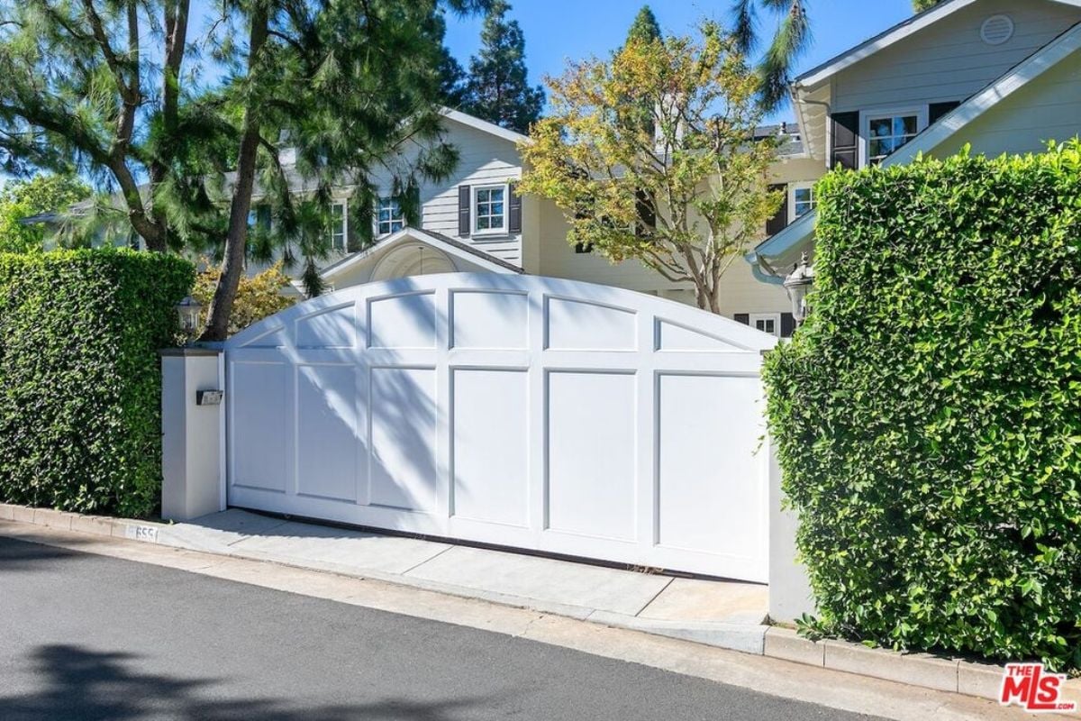 6,789 Sq. Ft. Mansion in Los Angeles, CA ($22,000,000)