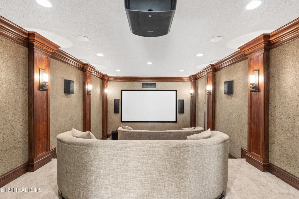13,361 Sq. Ft. Mansion in Louisville, TN ($7,950,000)