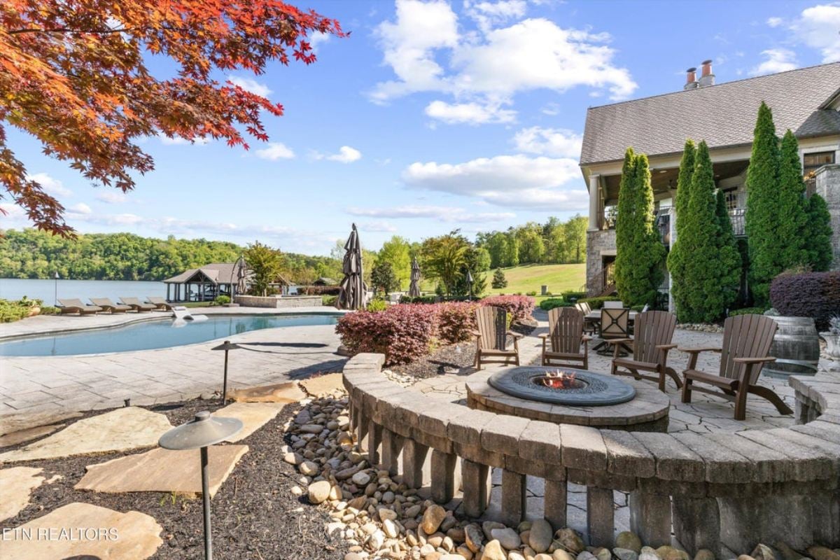 13,361 Sq. Ft. Mansion in Louisville, TN ($7,950,000)