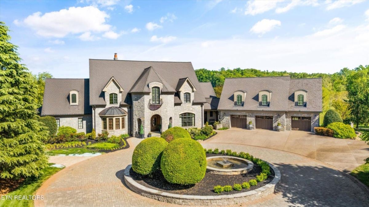 13,361 Sq. Ft. Mansion in Louisville, TN ($7,950,000)