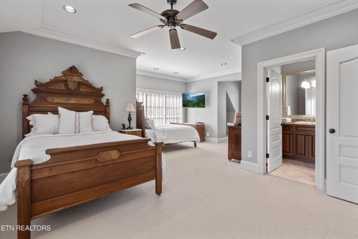 13,361 Sq. Ft. Mansion in Louisville, TN ($7,950,000)