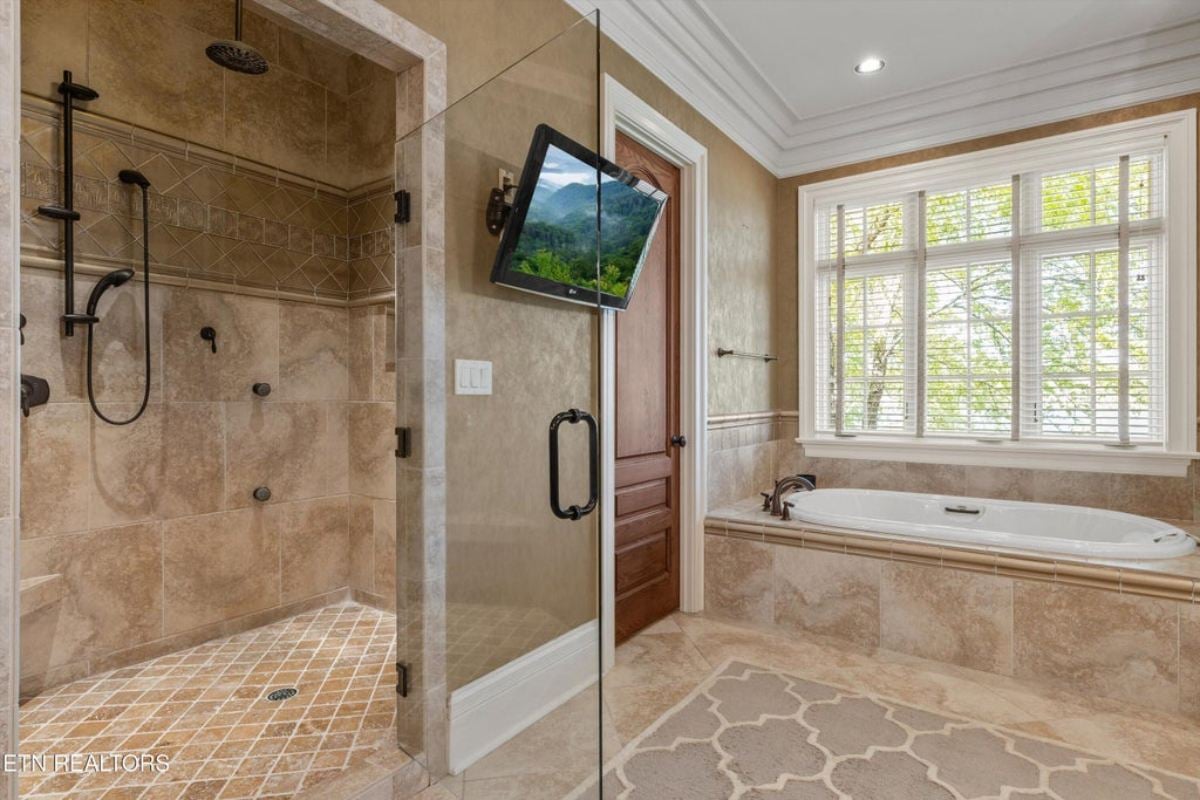 13,361 Sq. Ft. Mansion in Louisville, TN ($7,950,000)