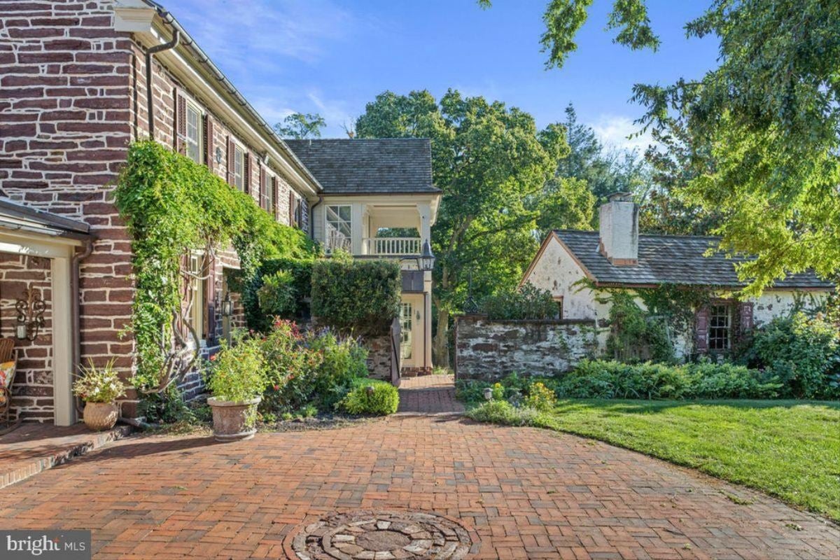 6,920 Sq. Ft. Mansion in Lower Gwynedd, PA ($4,995,000)