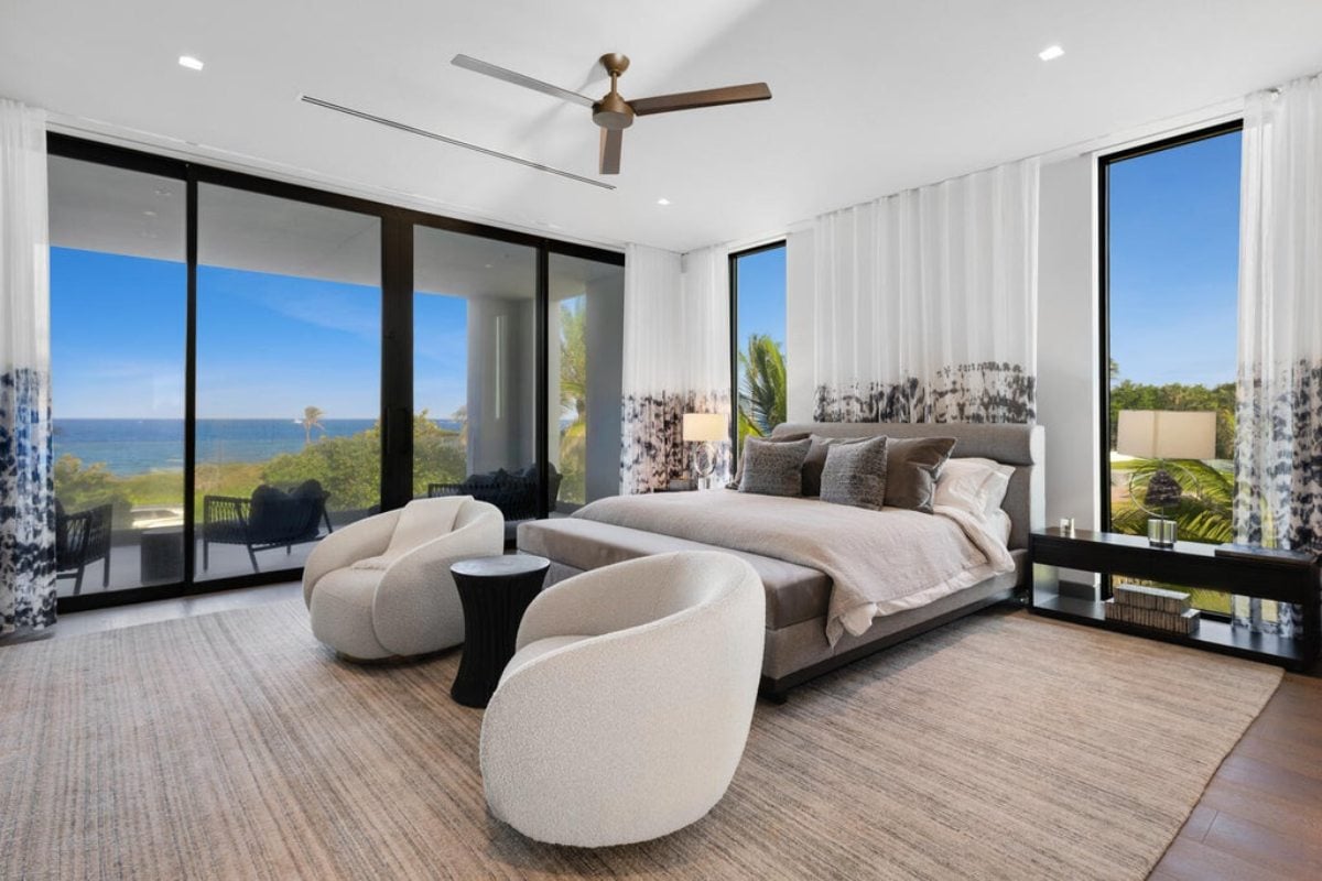 16,582 Sq. Ft. Mansion in Manalapan, FL ($84,888,000)