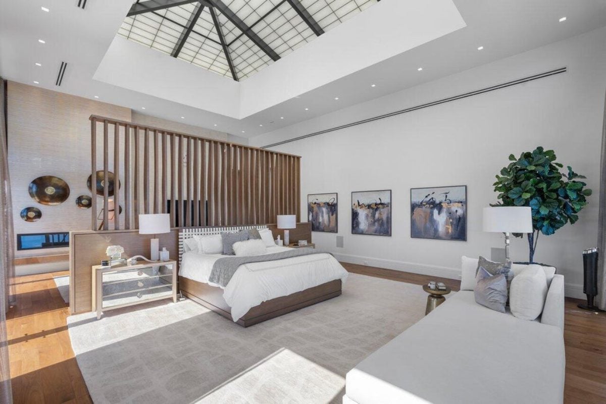29,485 Sq. Ft. Mansion in Manalapan, FL ($150,000,000)