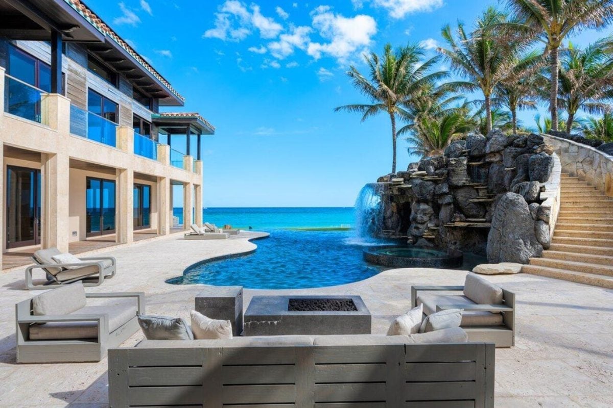 29,485 Sq. Ft. Mansion in Manalapan, FL ($150,000,000)