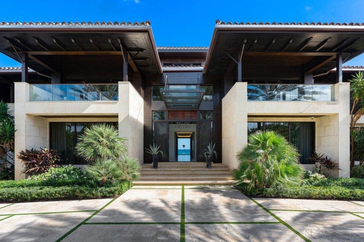 29,485 Sq. Ft. Mansion in Manalapan, FL ($150,000,000)