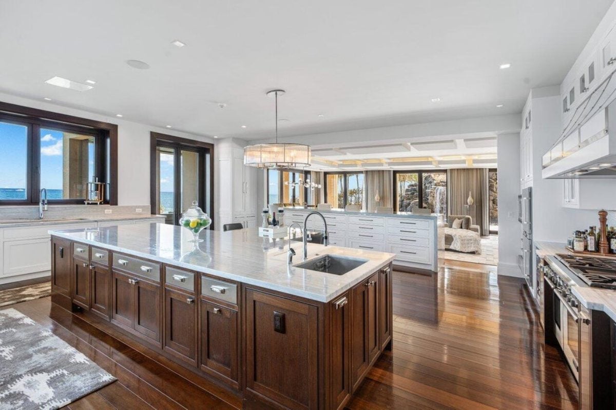 29,485 Sq. Ft. Mansion in Manalapan, FL ($150,000,000)