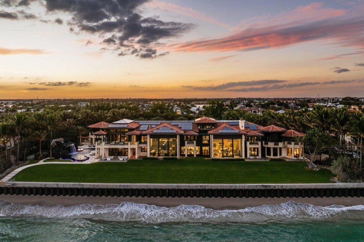 29,485 Sq. Ft. Mansion in Manalapan, FL ($150,000,000)