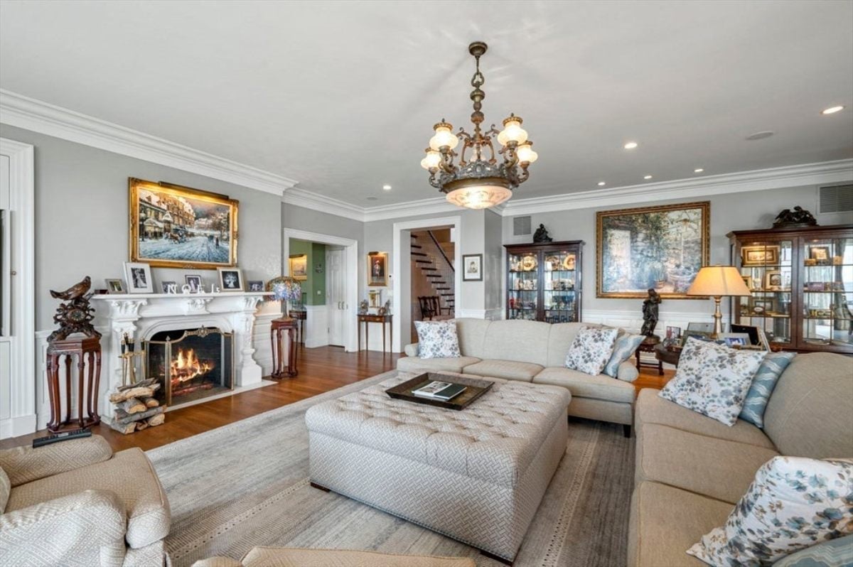9,586 Sq. Ft. Mansion in Marblehead, MA ($18,000,000)
