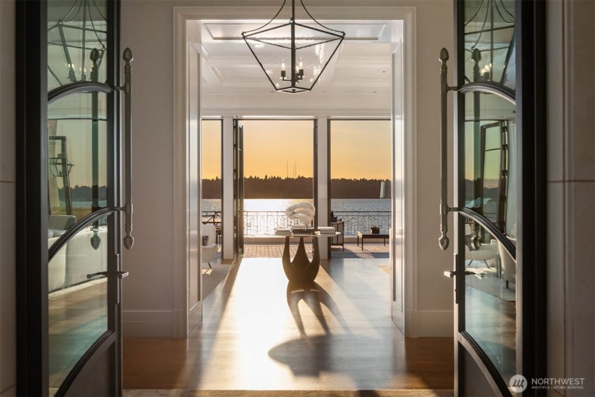 9,720 Sq. Ft. Mansion in Mercer Island, WA ($29,000,000)