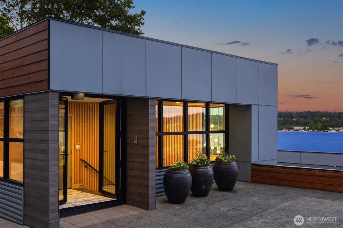 6,117 Sq. Ft. Mansion in Mercer Island, WA ($10,850,000)