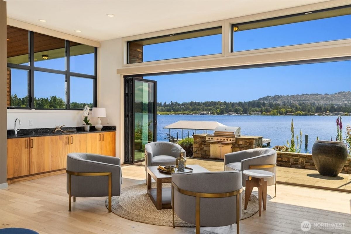 6,117 Sq. Ft. Mansion in Mercer Island, WA ($10,850,000)