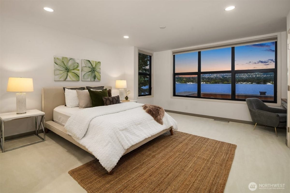 6,117 Sq. Ft. Mansion in Mercer Island, WA ($10,850,000)