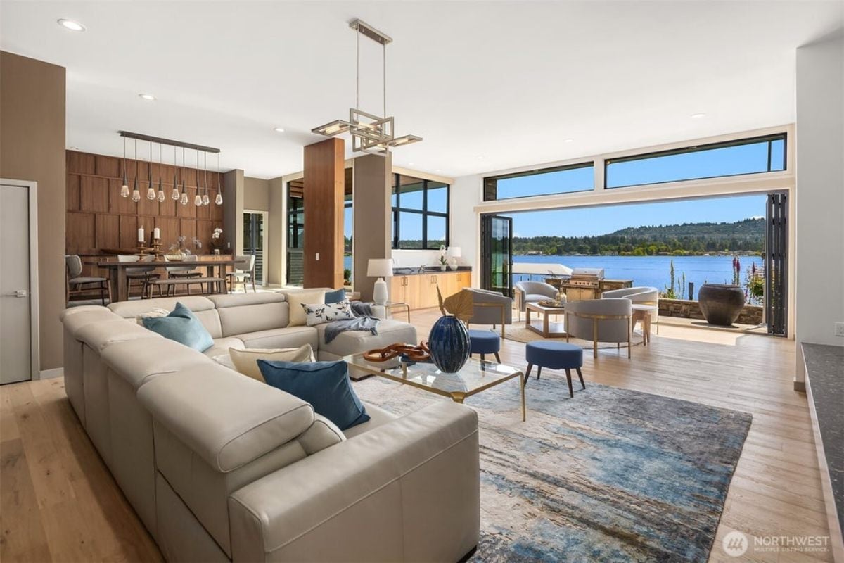 6,117 Sq. Ft. Mansion in Mercer Island, WA ($10,850,000)