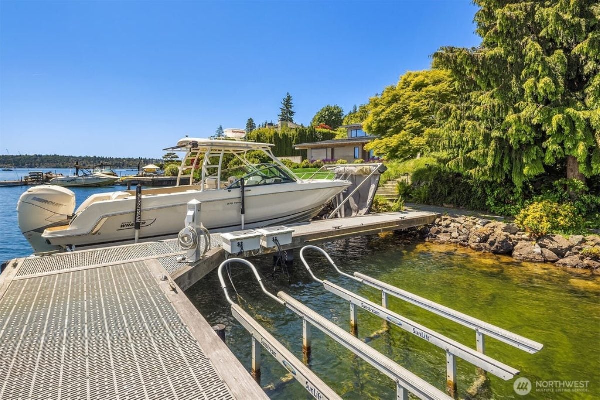 4,632 Sq. Ft. Mansion in Mercer Island, WA ($11,500,000)