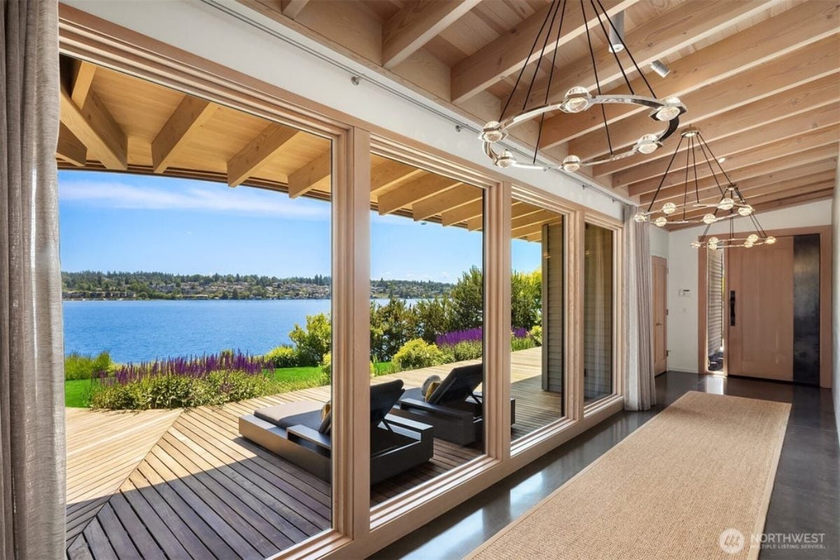 4,632 Sq. Ft. Mansion in Mercer Island, WA ($11,500,000)