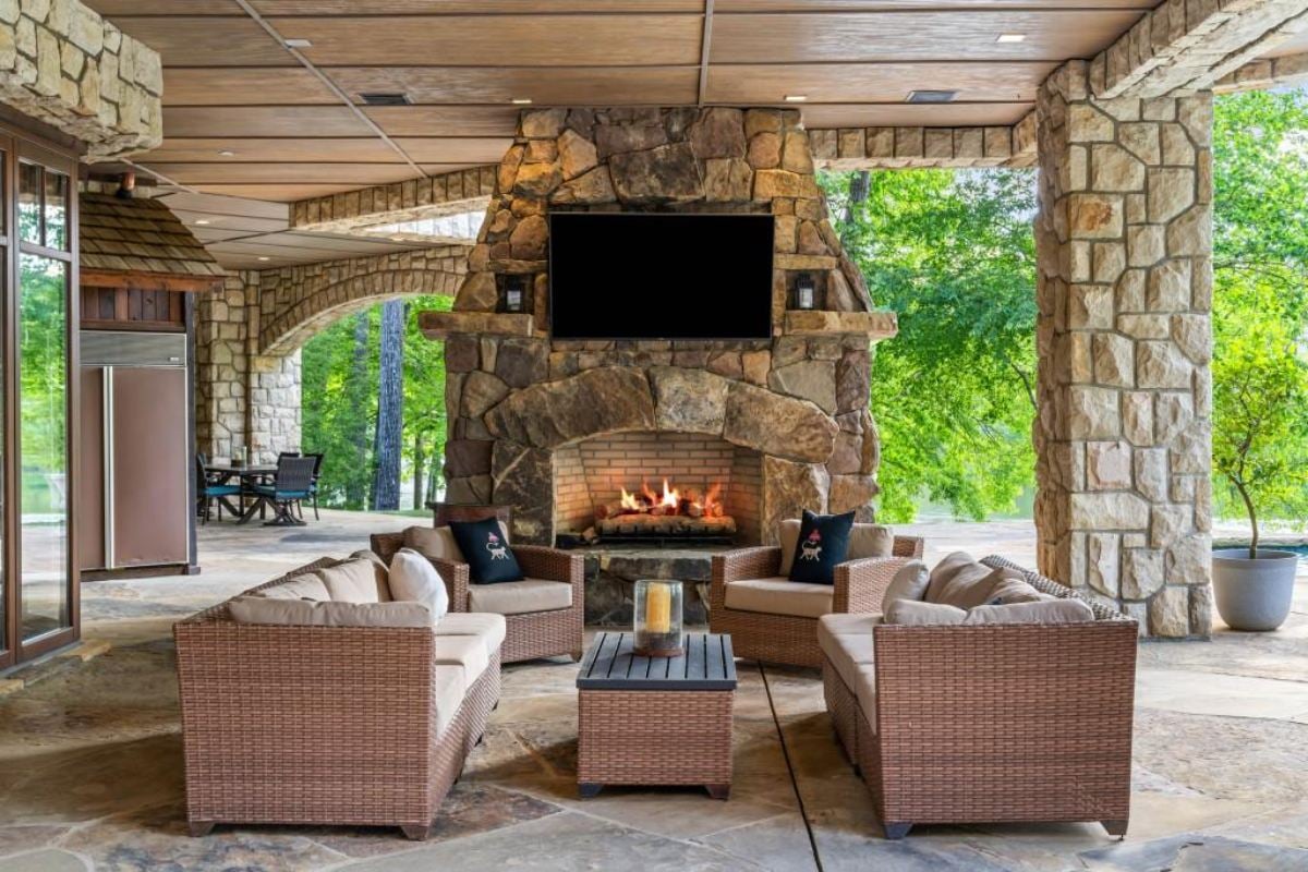 22,048 Sq. Ft. Mansion in Milton, GA ($9,950,000)