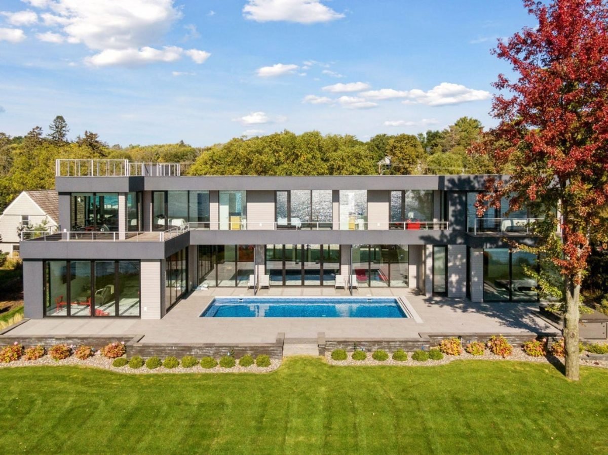 6,404 Sq. Ft. Mansion in Orono, MN ($8,900,000)