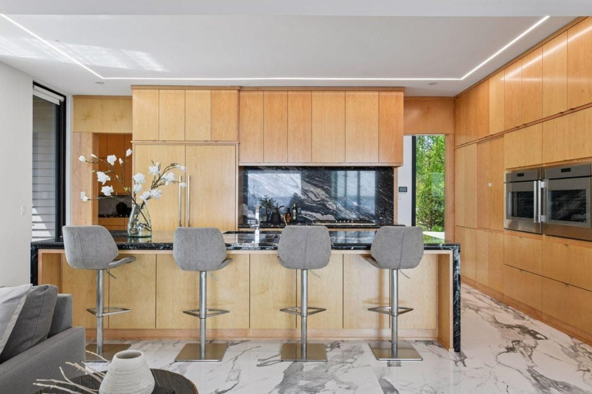 6,404 Sq. Ft. Mansion in Orono, MN ($8,900,000)
