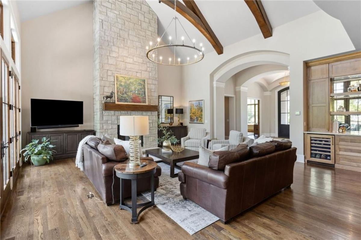 9,658 Sq. Ft. Mansion in Overland Park, KS ($3,475,000)