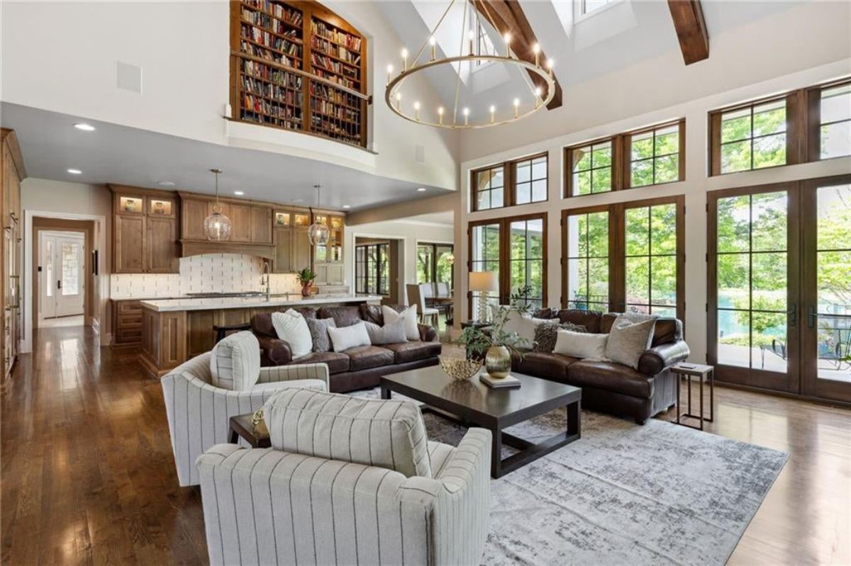 9,658 Sq. Ft. Mansion in Overland Park, KS ($3,475,000)