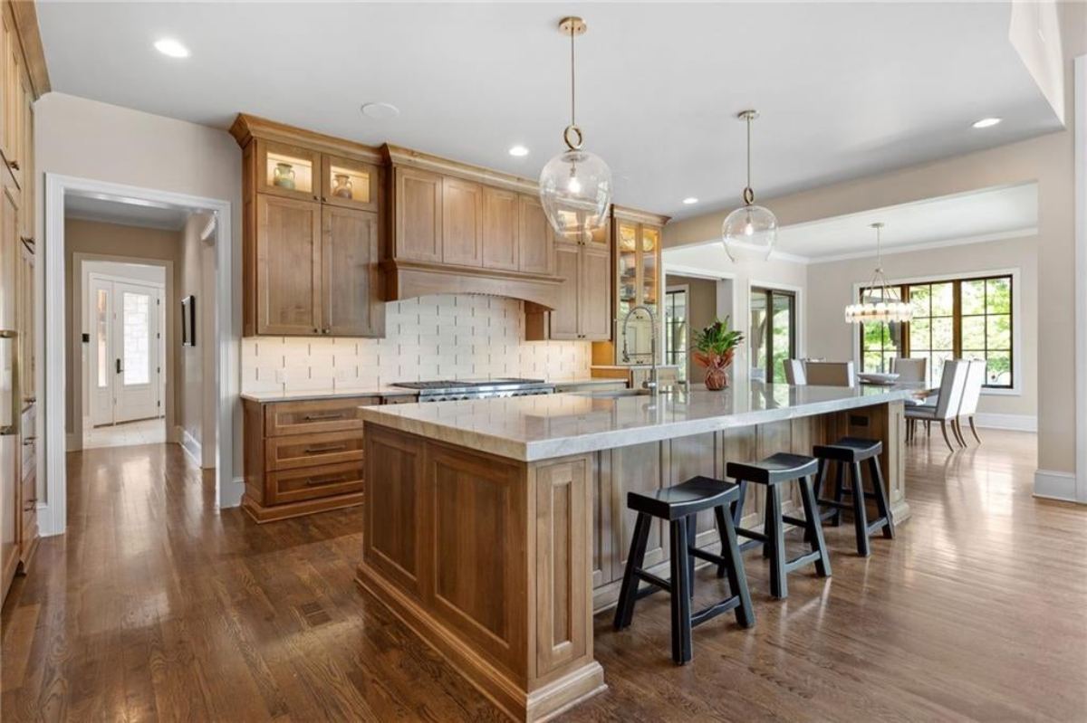 9,658 Sq. Ft. Mansion in Overland Park, KS ($3,475,000)