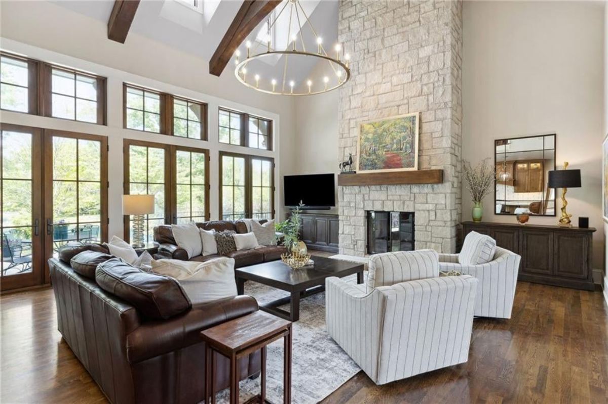 9,658 Sq. Ft. Mansion in Overland Park, KS ($3,475,000)