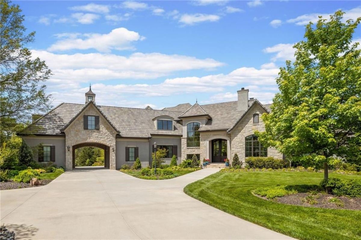 9,658 Sq. Ft. Mansion in Overland Park, KS ($3,475,000)