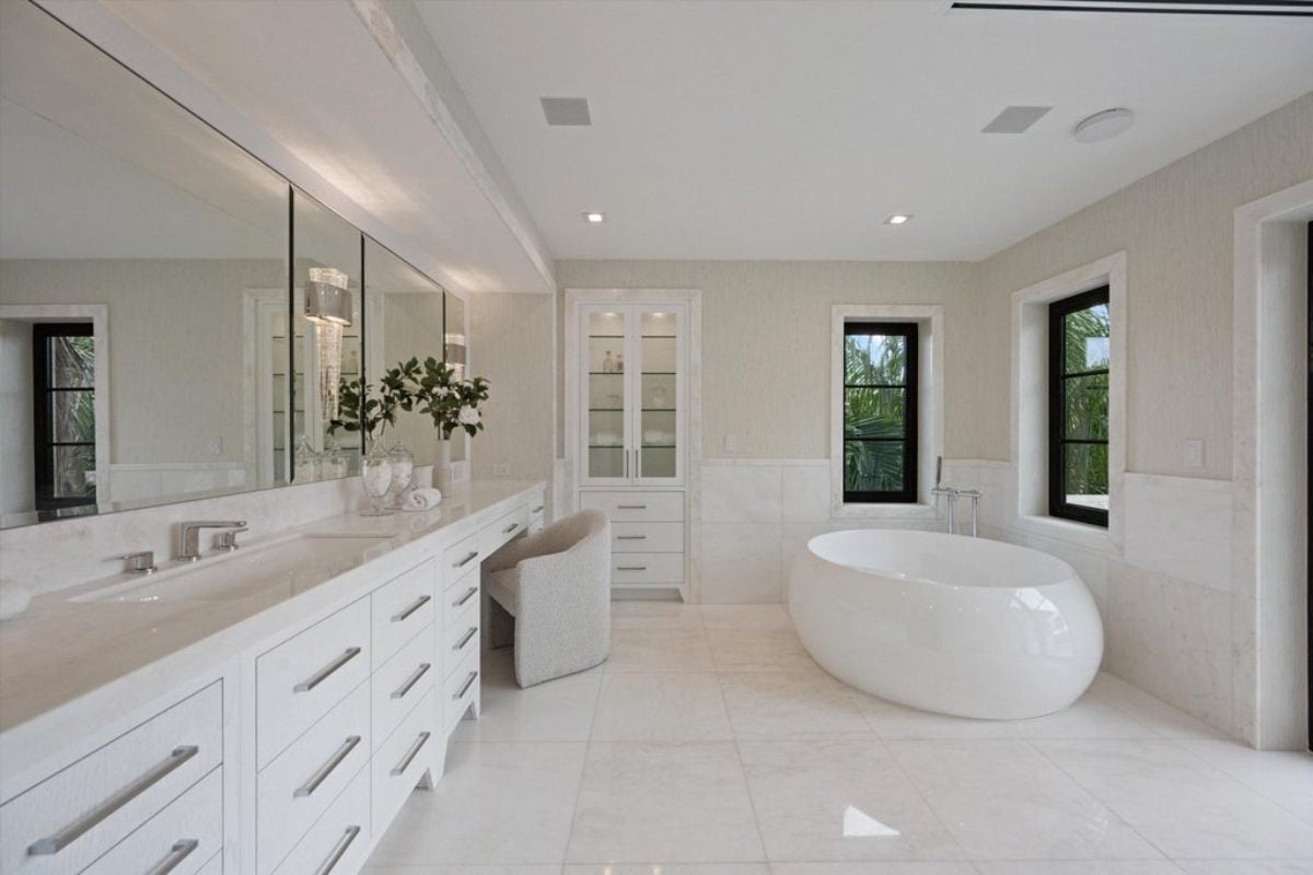 7,016 Sq. Ft. Mansion in Palm Beach, FL ($69,500,000)