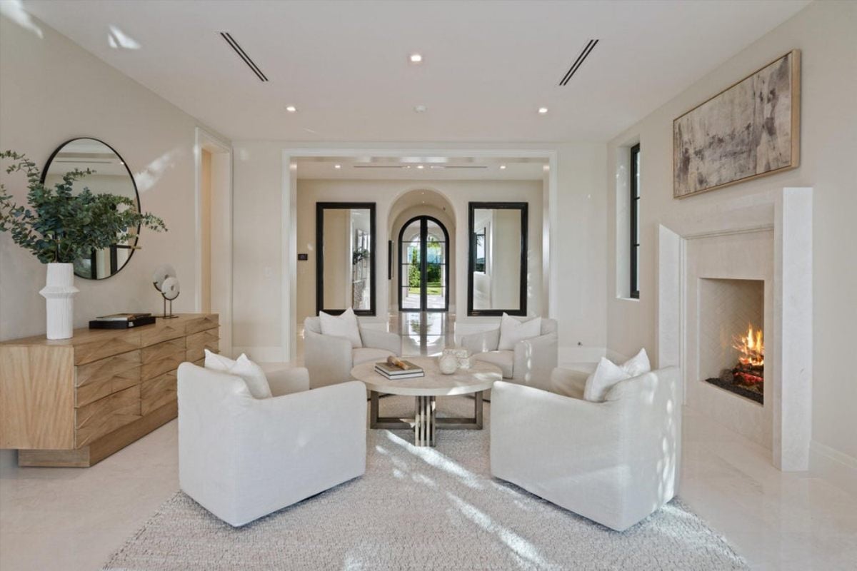 7,016 Sq. Ft. Mansion in Palm Beach, FL ($69,500,000)
