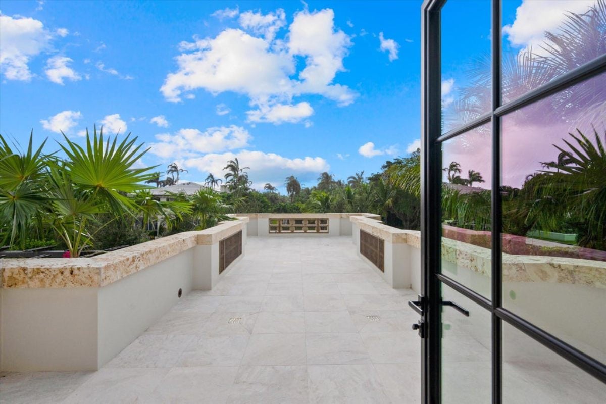 7,016 Sq. Ft. Mansion in Palm Beach, FL ($69,500,000)