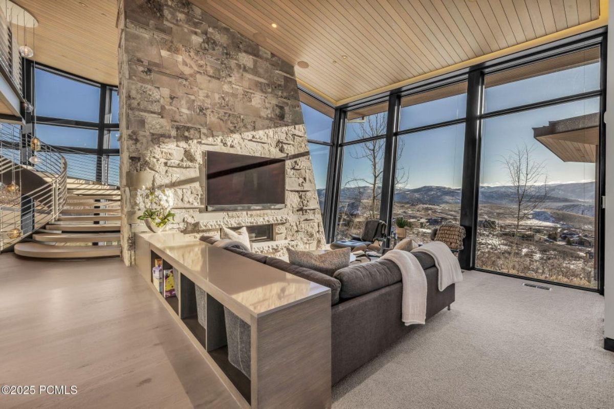 10,334 Sq. Ft. Mansion in Park City, UT ($16,900,000)