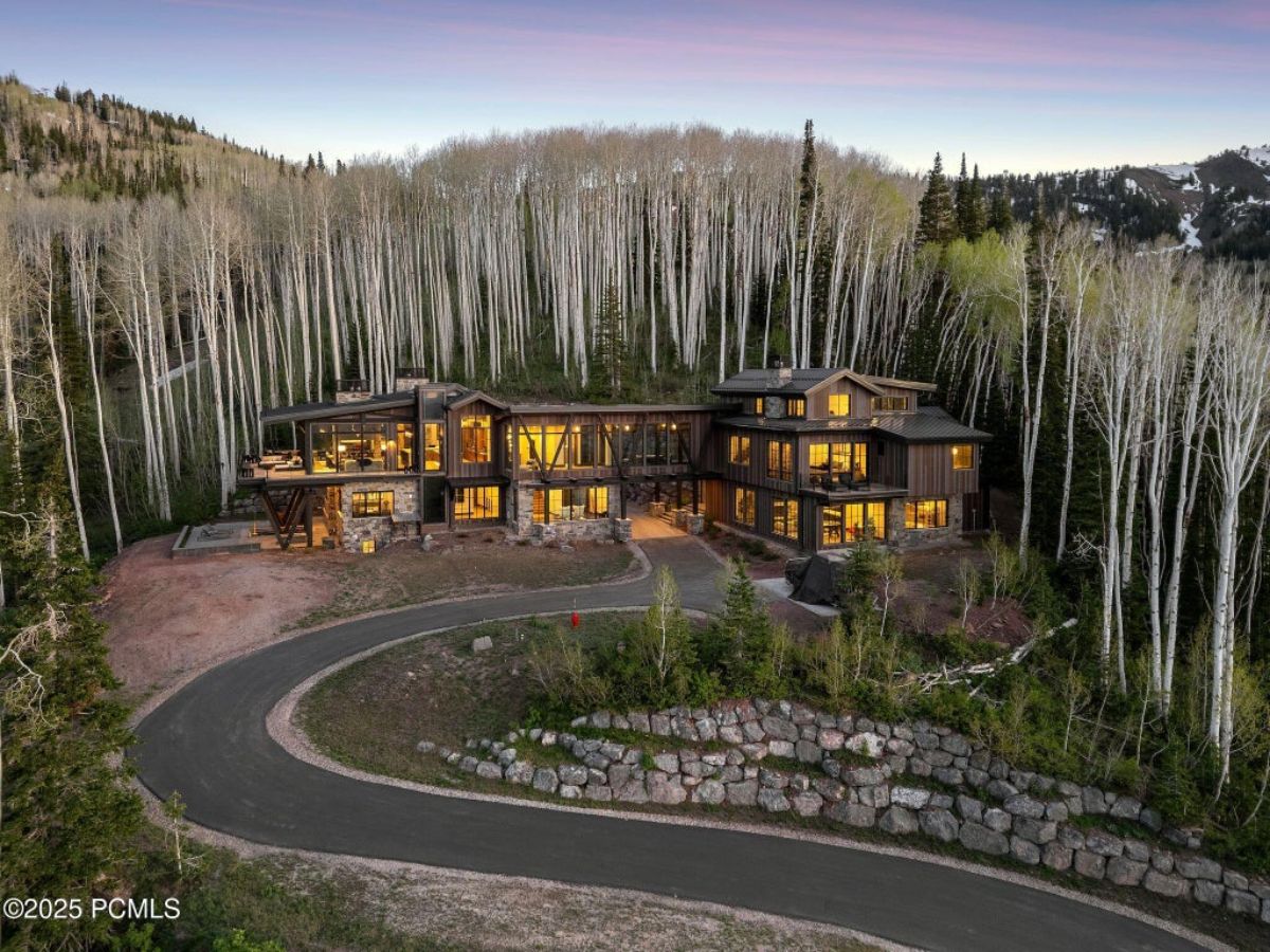 9,443 Sq. Ft. Mansion in Park City, UT ($18,800,000)