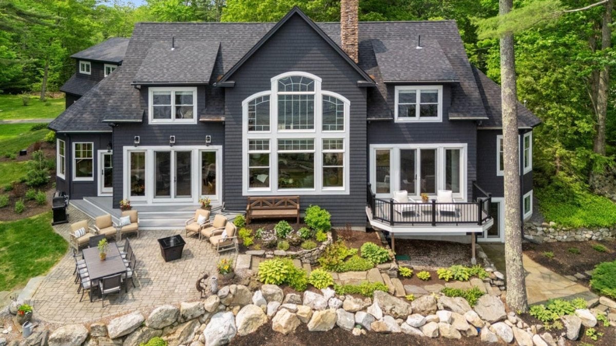 5,474 Sq. Ft. Mansion in Raymond, ME ($5,595,000)