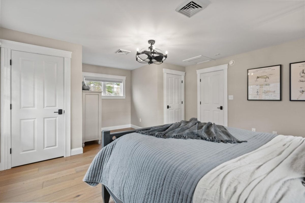 5,474 Sq. Ft. Mansion in Raymond, ME ($5,595,000)