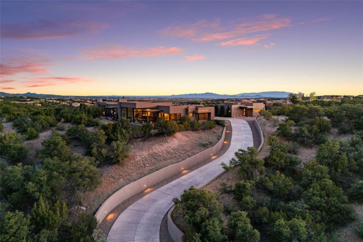 4,419 Sq. Ft. Mansion in Santa Fe, NM ($4,395,000)
