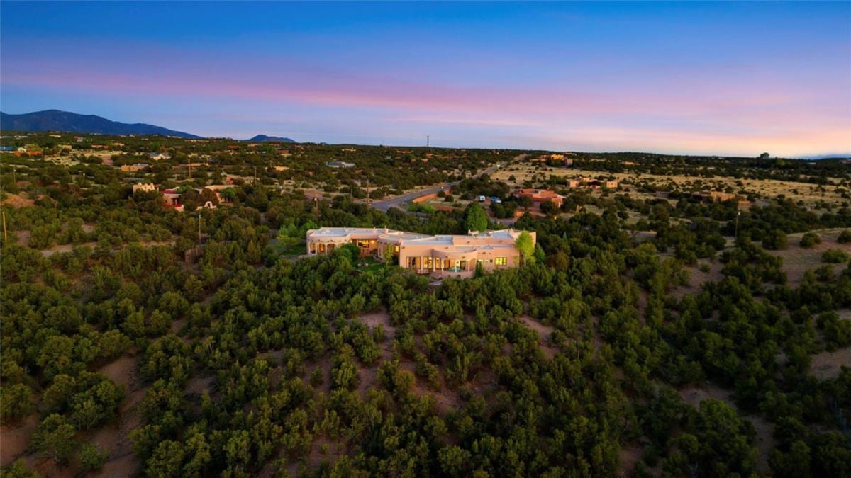 6,700 Sq. Ft. Mansion in Santa Fe, NM ($3,995,000)