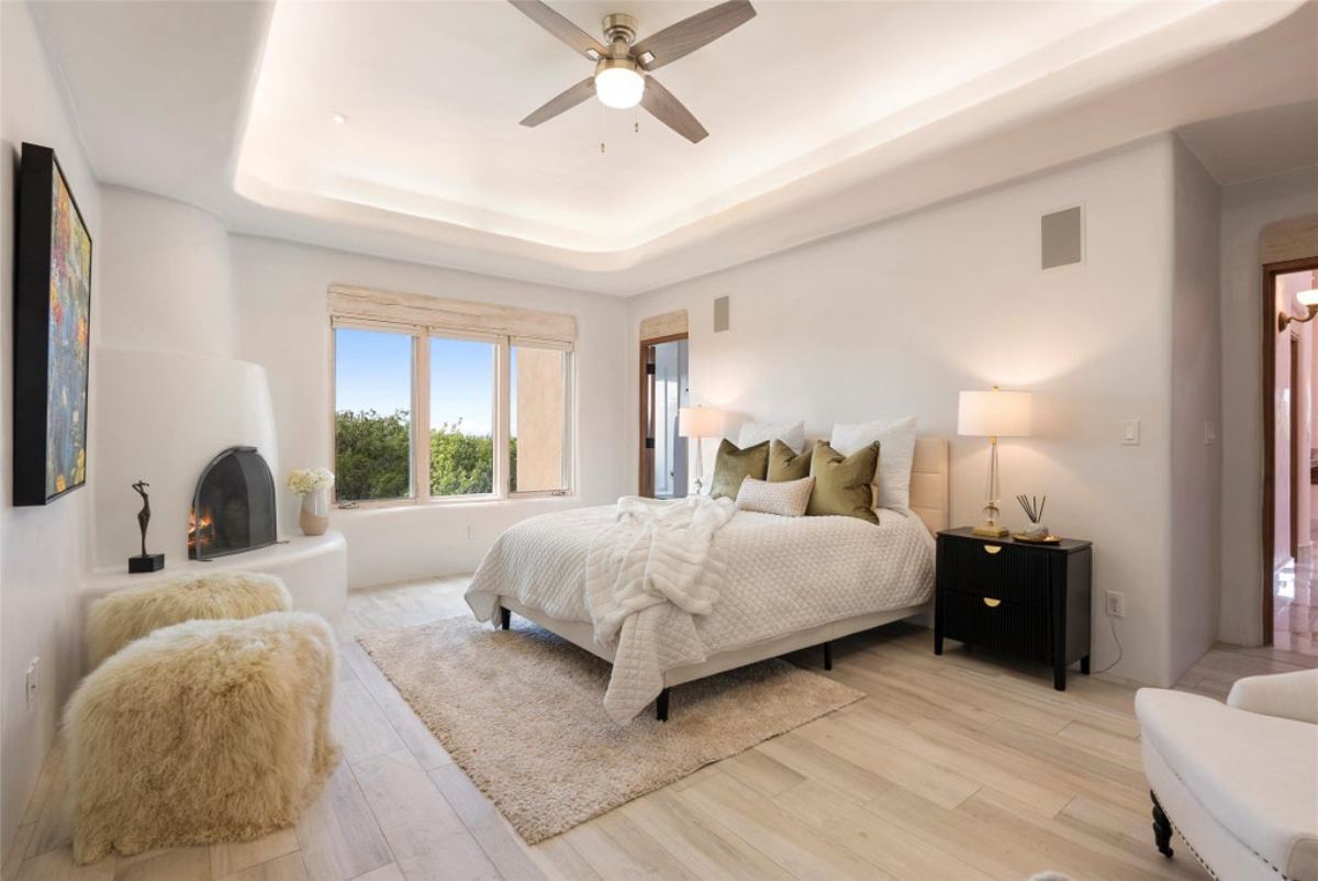 6,700 Sq. Ft. Mansion in Santa Fe, NM ($3,995,000)