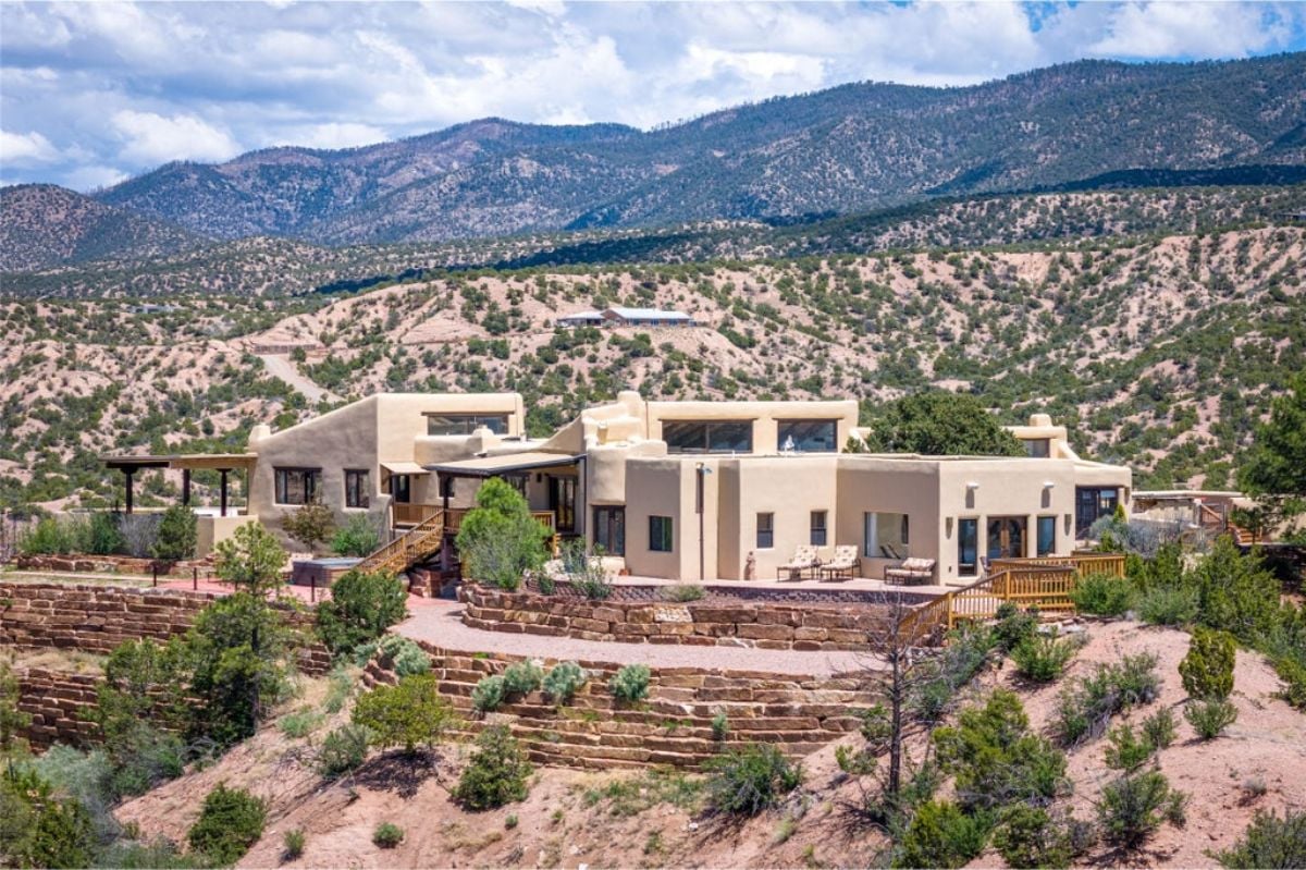6,614 Sq. Ft. Mansion in Santa Fe, NM ($4,450,000)