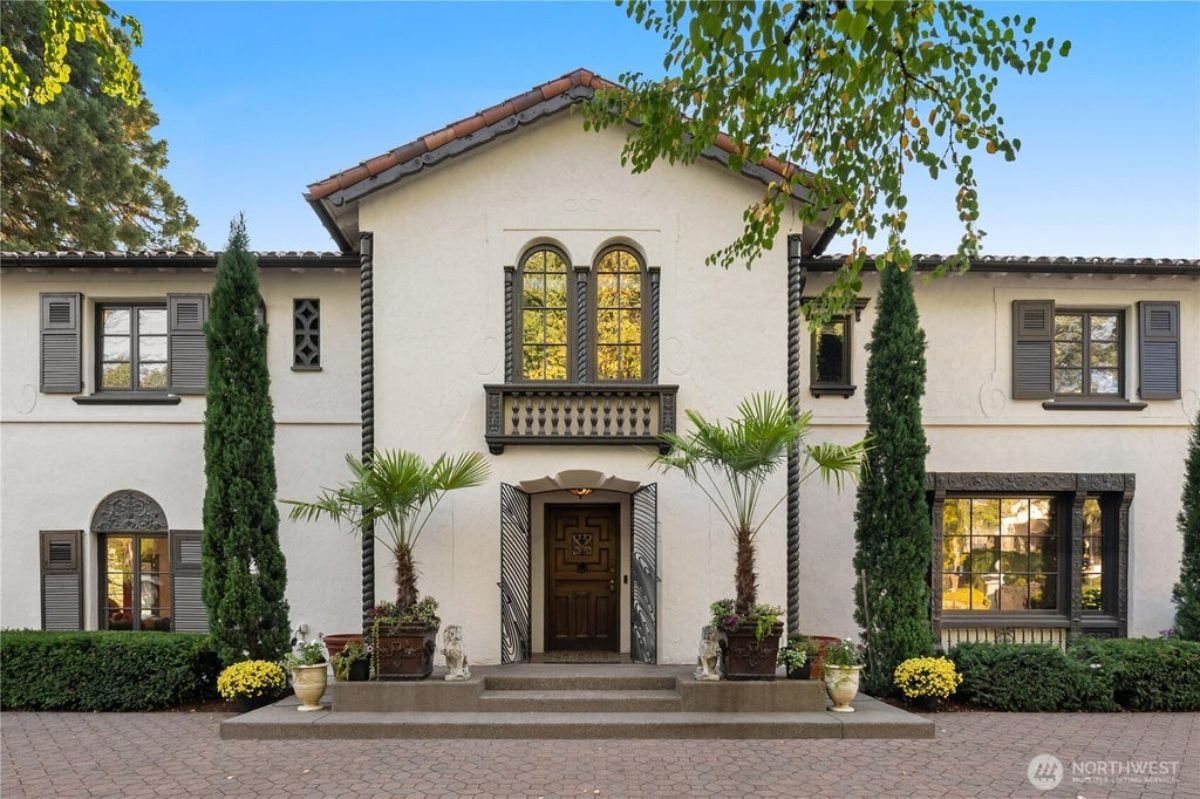 11,679 Sq. Ft. Mansion in Seattle, WA ($9,998,000)