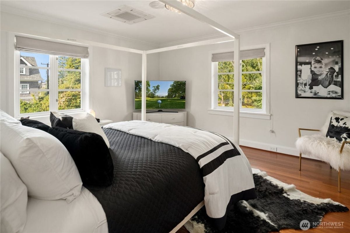 11,679 Sq. Ft. Mansion in Seattle, WA ($9,998,000)