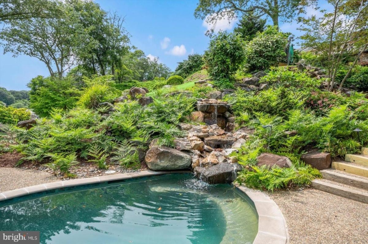 5,736 Sq. Ft. Mansion in Severna Park, MD ($4,479,000)