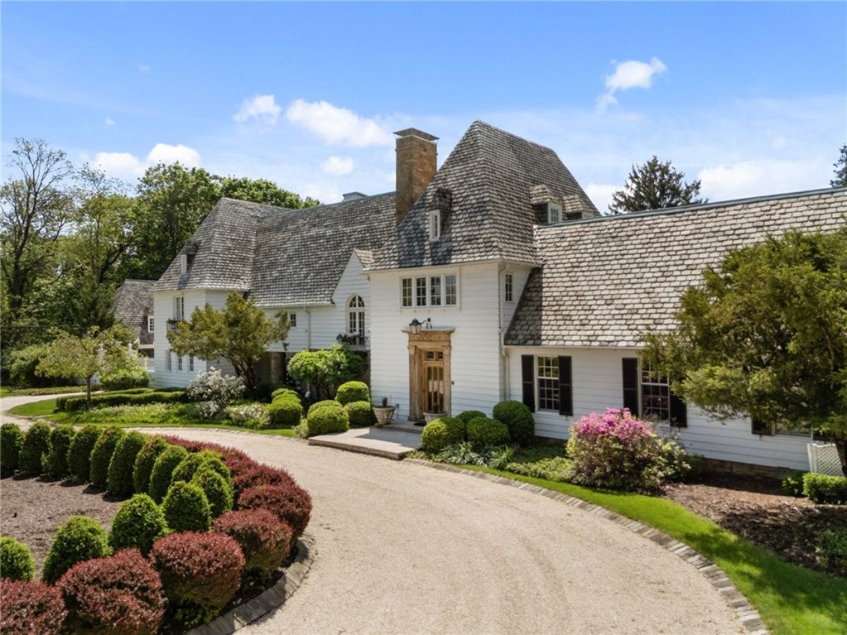 12,724 Sq. Ft. Mansion in Sewickley Heights, PA ($5,390,000)