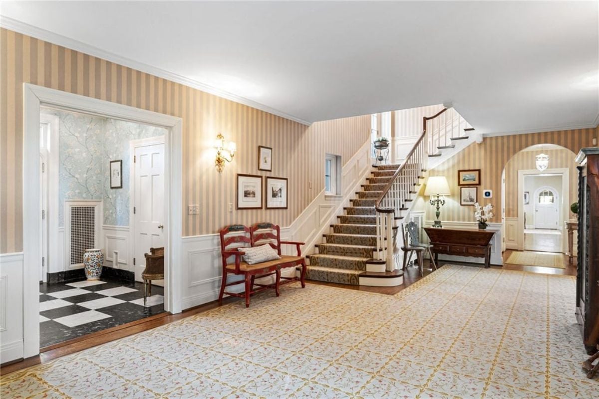 12,724 Sq. Ft. Mansion in Sewickley Heights, PA ($5,390,000)