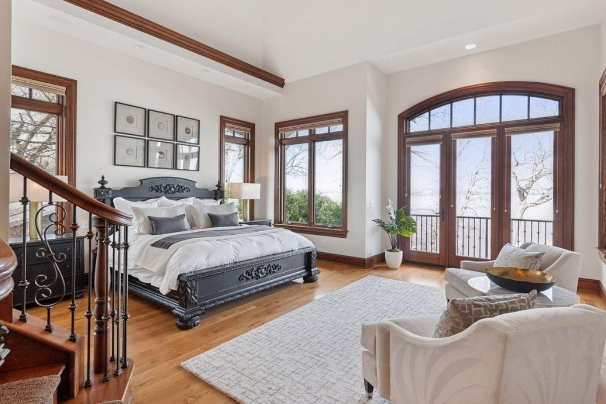 8,455 Sq. Ft. Mansion in Shorewood, MN ($5,995,000)