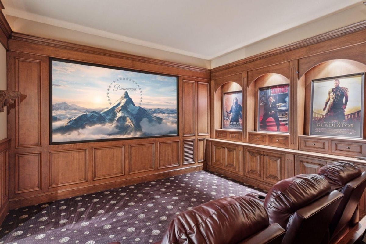 8,455 Sq. Ft. Mansion in Shorewood, MN ($5,995,000)