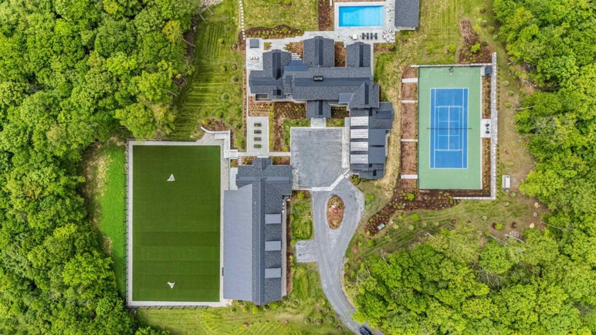 9,968 Sq. Ft. Mansion in Stowe, VT ($15,850,000)