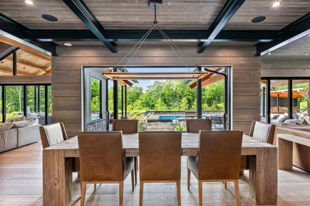 9,968 Sq. Ft. Mansion in Stowe, VT ($15,850,000)