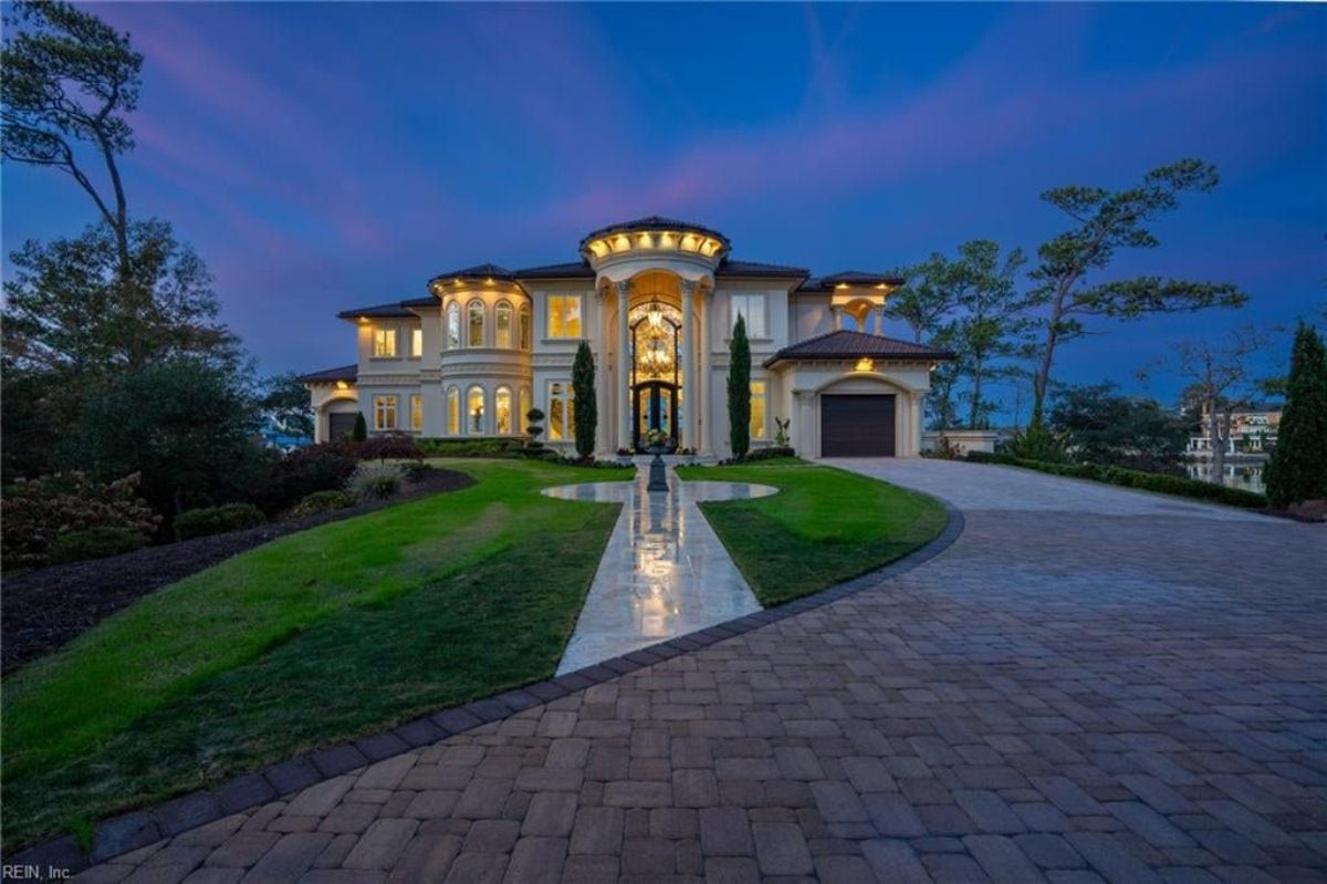10,819 Sq. Ft. Mansion in Virginia Beach, VA ($16,500,000)